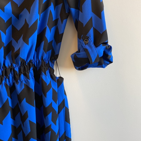Jacob Aztec Belted Dress - Picture 2 of 4